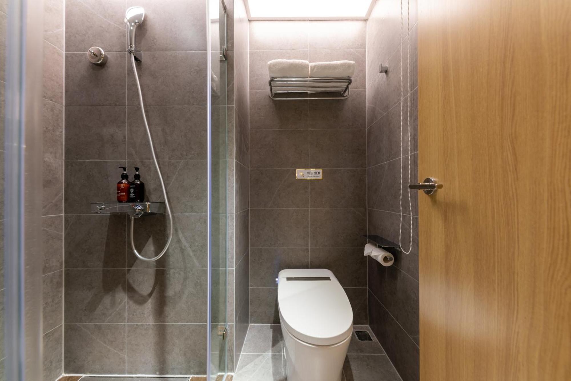 Jingfang Building Smart Hotel - Located In The Busiest Part Of The Downtown Area, Near Beijing Tiananmen Square And The Forbidden City,Wangfujing Shopping Street ,Newly Opened Hotel,Provide Free Laundry Service,Provide Tourism And Ticketing Services Eksteriør bilde